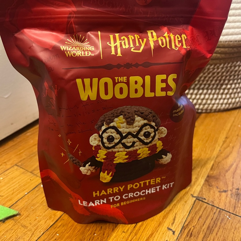 Harry Potter Woobles Crochet Kit - Red